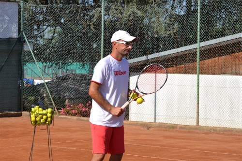 Il maestro di tennis Marco Marte