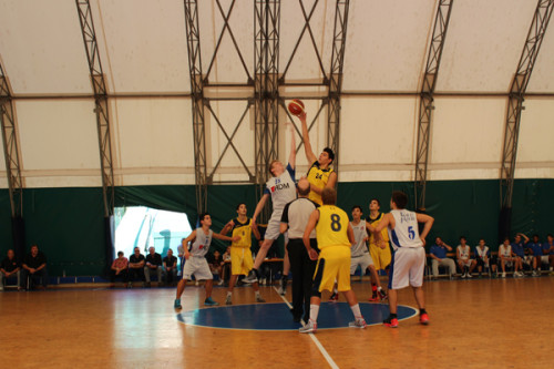 Under-17-Virtus-Velletri---Palla-a-due-con-il-Frascati-19,10,14-(Foto-Ruggeri)