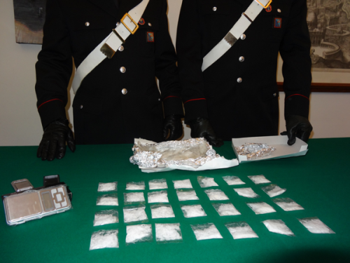 Lo-shaboo-sequestrato-dai-Carabinieri-della-Compagnia-Roma-Trionfale