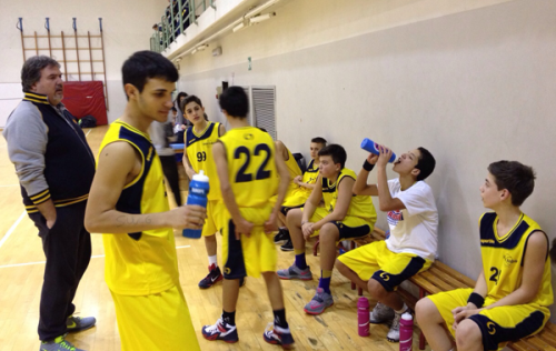 Un-time-out-durante-una-delle-partite-dell'Under-14-al-Torneo-nazionale-di-Pesato