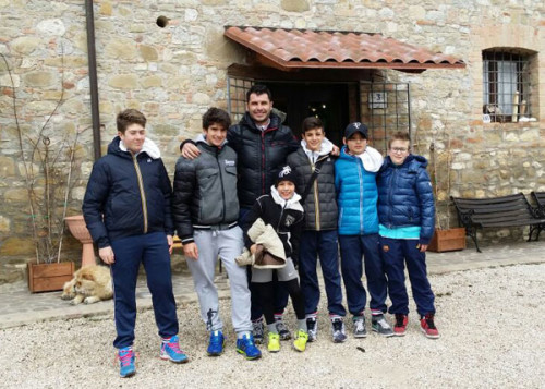 Il gruppo del Colle degli Dei a Perugia con il Maestro Corrado Favale