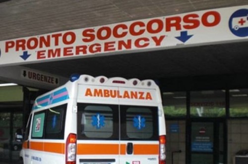 pronto-soccorso-ambulanza-593x443