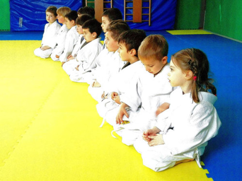 alcuni-bambini-del-judo-frascati-impegnati-nella-gara-di-roma-(Large)