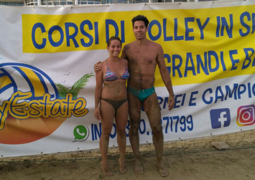 volley-estate-vincitori-2x2-misto-giallo